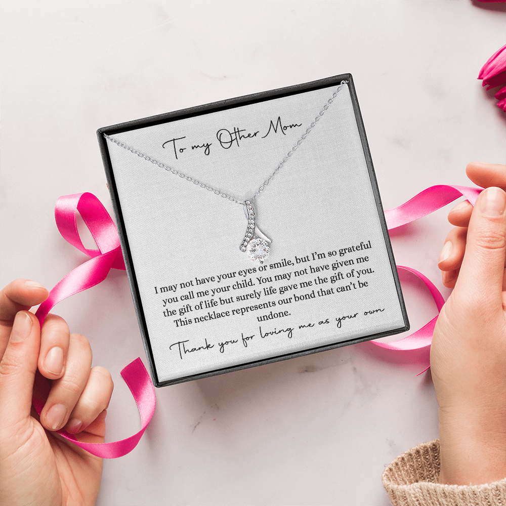 Bonus mom gift from bride, Stepmom wedding gift on wedding day, Gift for Stepmom on wedding day, Bonus mom of the bride necklace