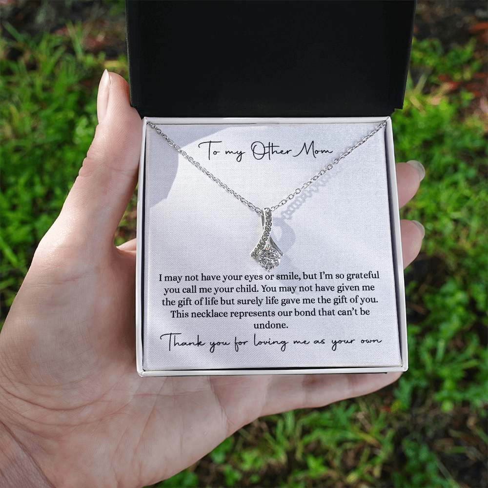 Bonus mom gift from bride, Stepmom wedding gift on wedding day, Gift for Stepmom on wedding day, Bonus mom of the bride necklace