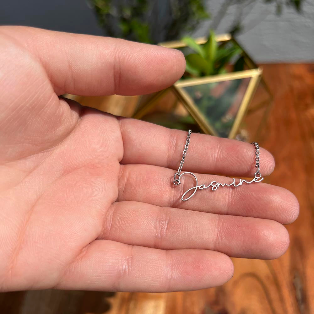 Personalised Signature Name Necklace for Mom – Unique Gift from Daughter | SparklinGifts
