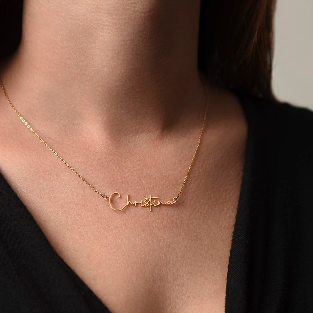 Personalised Signature Name Necklace for Mom – Unique Gift from Daughter | SparklinGifts